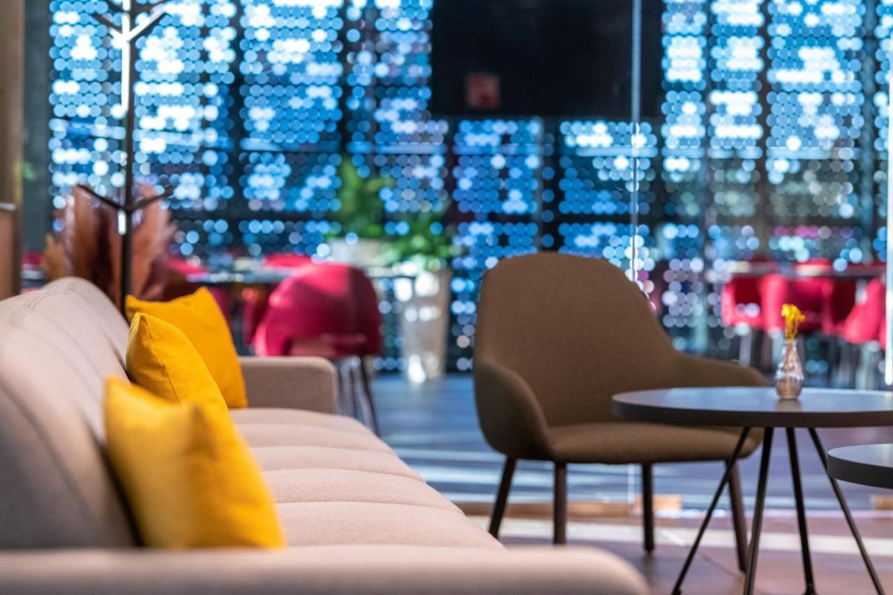 Flow Hotel & Conference Inarcs Bagian luar foto