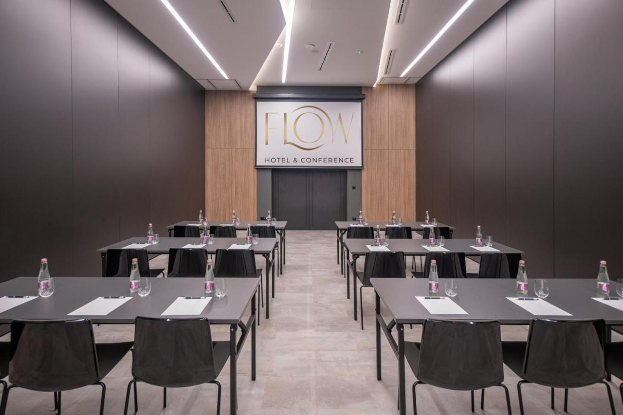 Flow Hotel & Conference Inarcs Bagian luar foto