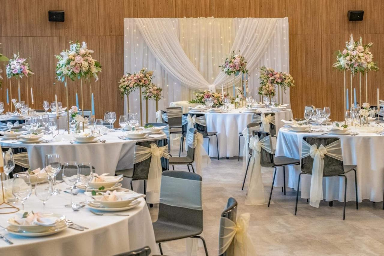 Flow Hotel & Conference Inarcs Bagian luar foto