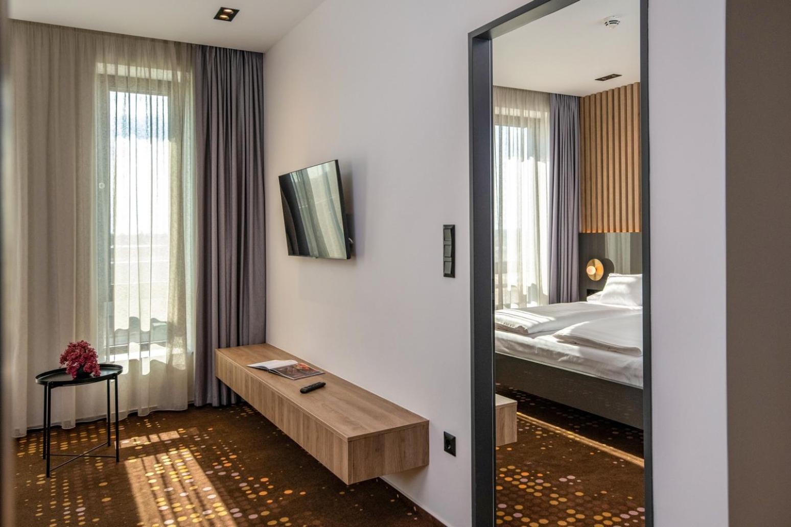 Flow Hotel & Conference Inarcs Bagian luar foto
