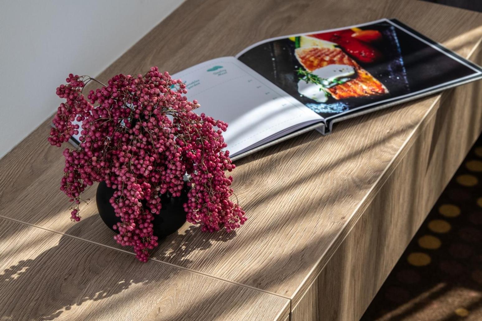 Flow Hotel & Conference Inarcs Bagian luar foto